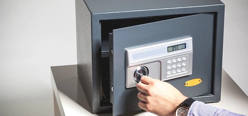 Jewelry Safe Unlocking Service in Ocala, Florida