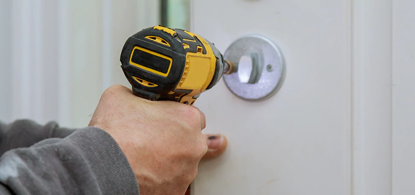 Street Locksmith For Smart Lock Repair in Ocala, FL